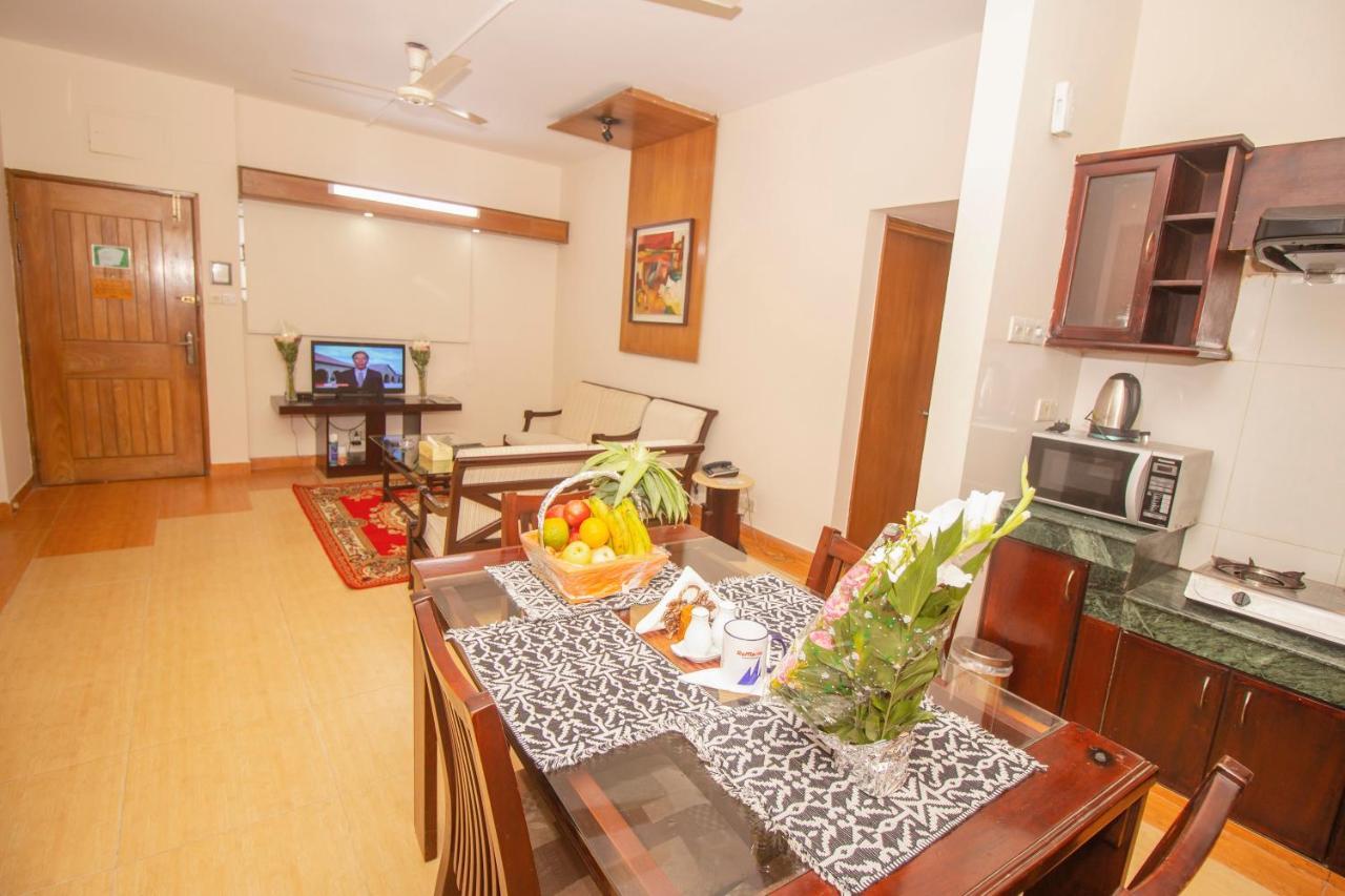 Rafflesia Serviced Apartments Дакка Экстерьер фото