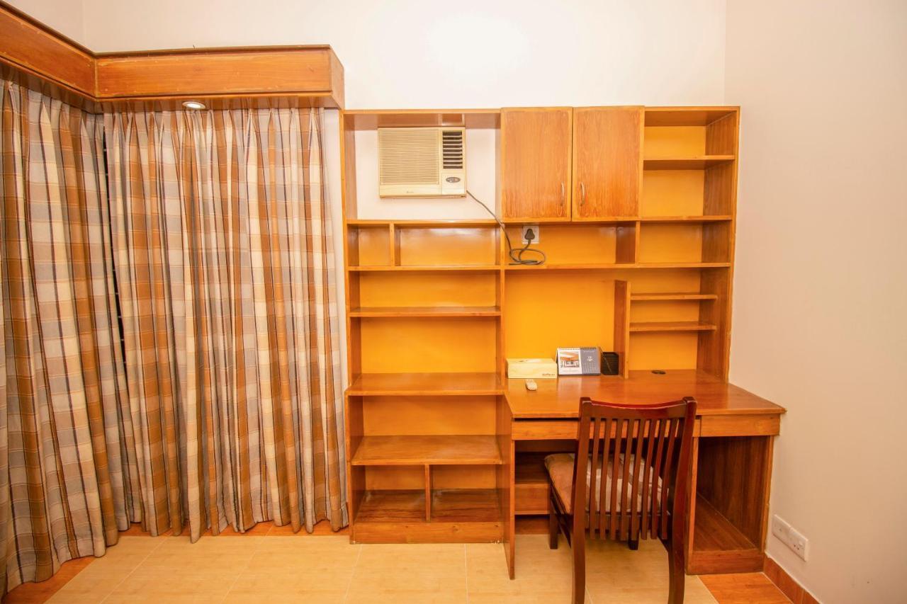 Rafflesia Serviced Apartments Дакка Экстерьер фото